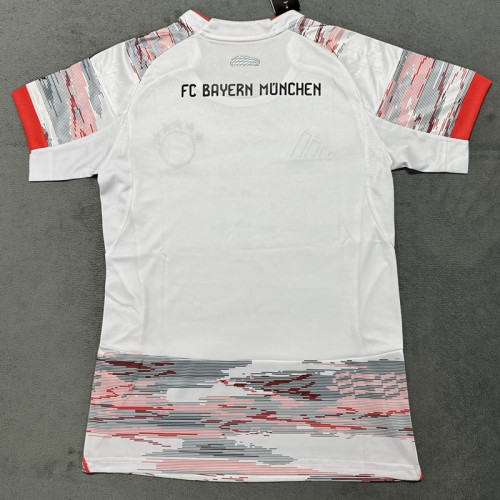 25-26 Bayern Away Women Soccer Jersey(女)