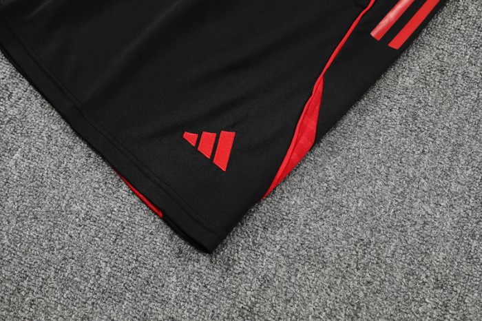 2025-26 Man Utd White Training Short Suit