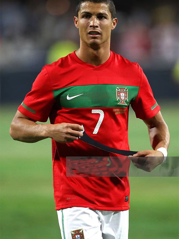 2010 Portugal Home Player Version 球员 Retro SoccerJersey