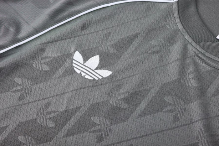 25-26 RMA Grey Training short Suit