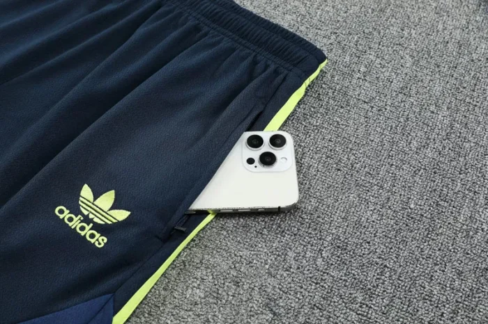 25-26 JUV Royal blue Training Short Suit