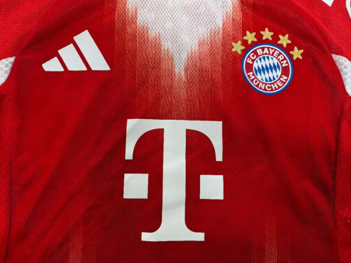 2025-26 Bayern Home Kids Player Version Soccer Jersey