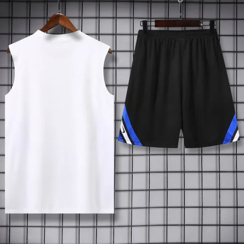 25-26 INT White Tank top and shorts suit
