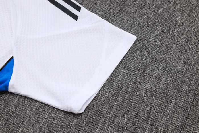 2025-26 Man Utd White Training Short Suit #D25155