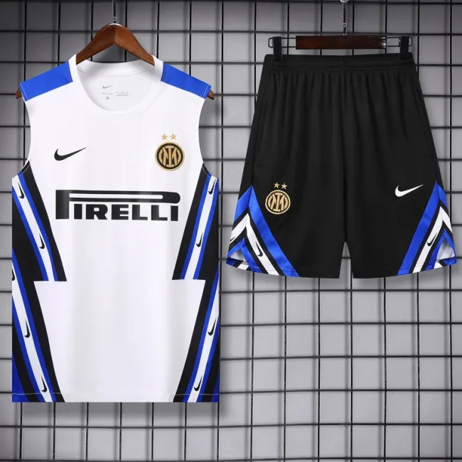 25-26 INT White Tank top and shorts suit