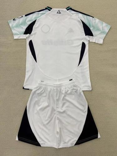 25-26 New England Revolution  Home Kids Soccer Jersey (带章)