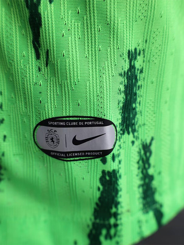 24-25 Sporting Lisbon Third Player Version Soccer Jersey