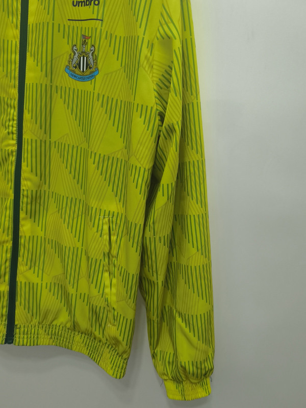 24-25 Newcastle Green & Fluorescent Double Sided Windbreaker (双面风衣)