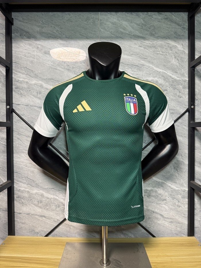 2026 player version Italy green training jersey