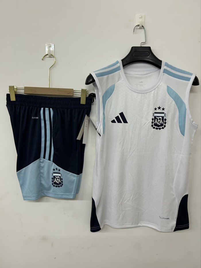 26 27 Argentina Training Suit White Vest