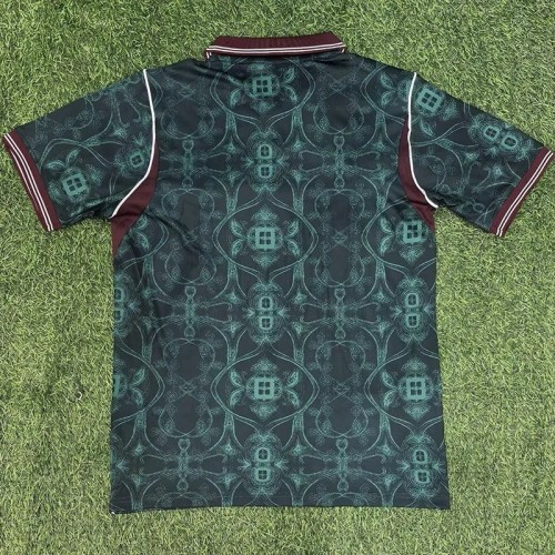 26-27 Portugal Green Black Polo Soccer Jersey