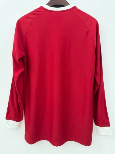 2026-27 Manchester United long-sleeved Red Soccer Jersey