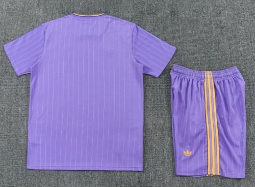 2025-26 Manchester United Purple Training Short Suit