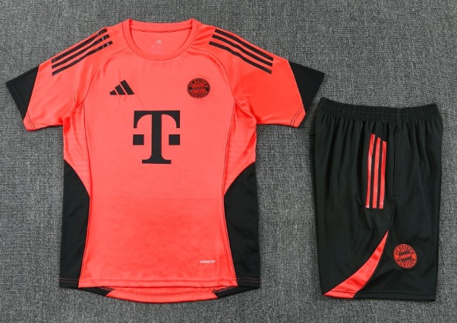 2025-26 Bayern Munich Orange Training Short Suit