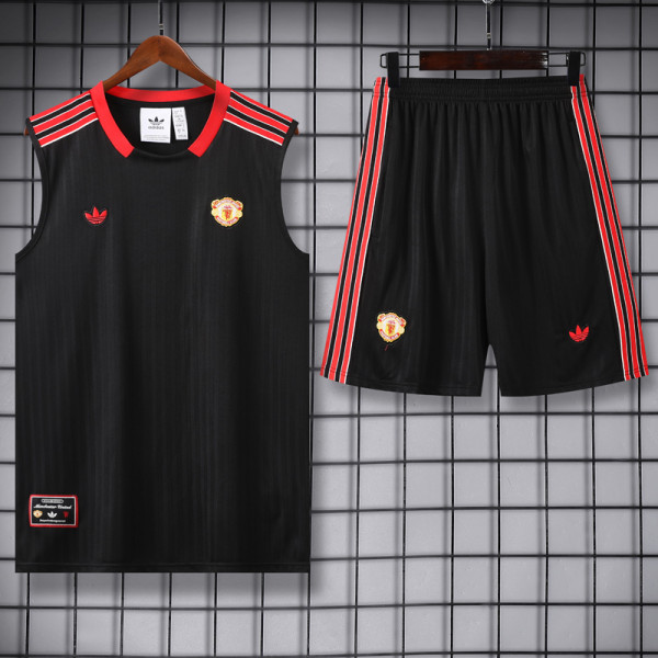 2025-26 Manchester United black vest and shorts kit