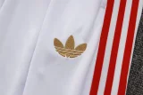 2025-26 Bayern White Kids Half Pull Tracksuit#E2526(童装)(半拉链)