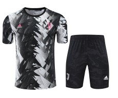 Juventus 2022/23 Training Kit - Short Sleeve Jersey & Shorts