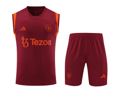Manchester United 23/24 Training Kit