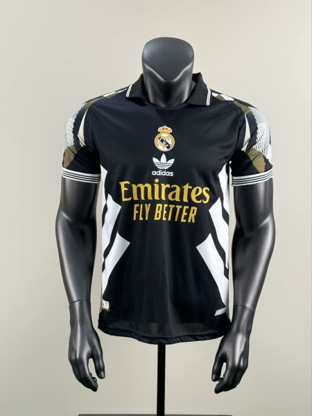 2024/25 adidas Real Madrid Retro Special Edition Jersey & Shorts Set