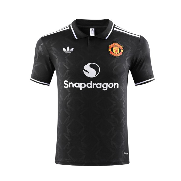 2024/25 adidas Manchester United Retro Special Edition Jersey & Shorts Set