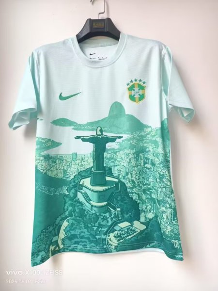 25/26 Brazil National Team Special Edition  Christ the Redeemer  Jersey (Green Gradient)