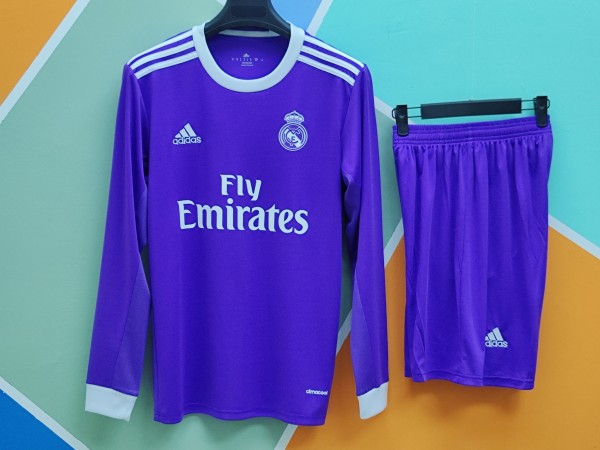 2016/17 Real Madrid Goalkeeper Long Sleeve Kit