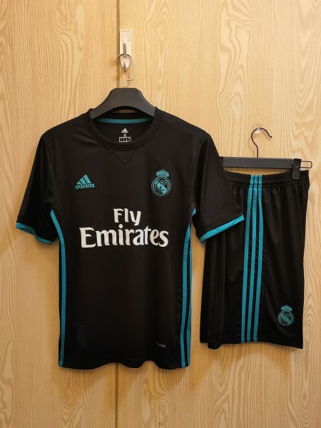 2017/18 Real Madrid Training Short Sleeve Kit