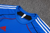 2025/26 Manchester United Retro Training Kit