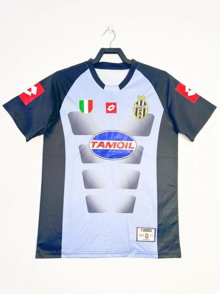 2002/03 Lotto Juventus Away Retro Jersey