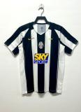 2004/05 Juventus Home Retro Jersey