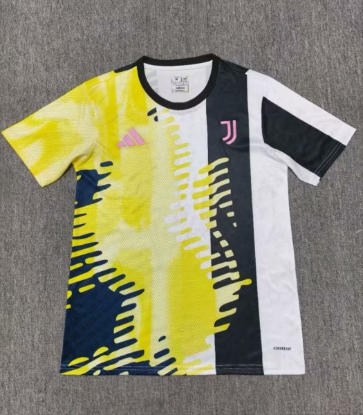 2025/26 Juventus Pre-Match Training Shirt