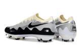 N White Nail Soccer Shoes 048