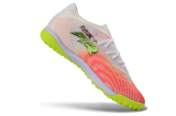 Puma FUTURE 8 ULTIMATE TF Soccer Shoes