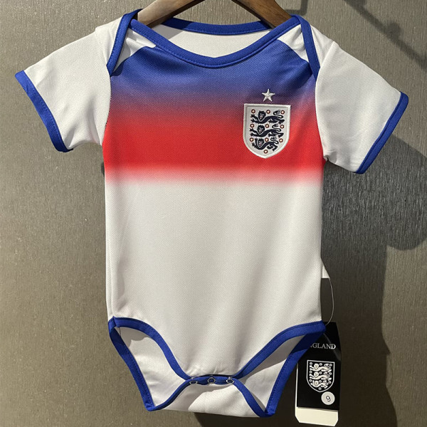 25-26 England Home Baby Infant Crawl Suit