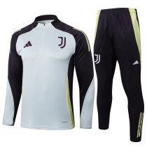 25-26 JUV High Quality Half Pull Tracksuit 25-26 JUV High Quality Half Pull Tracksuit