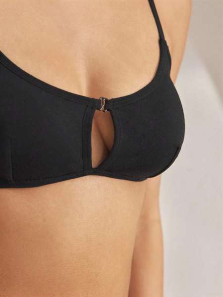For custom orders, please contact us via WhatsApp: +86 13751864374
