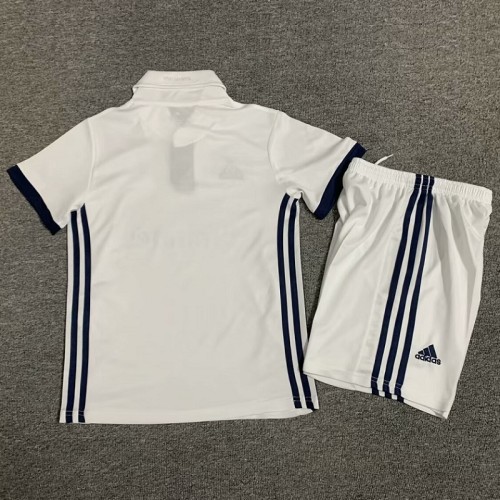 16/17 Retro Real Madrid home kids kit