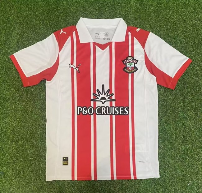 25/26 Southampton home football jersey