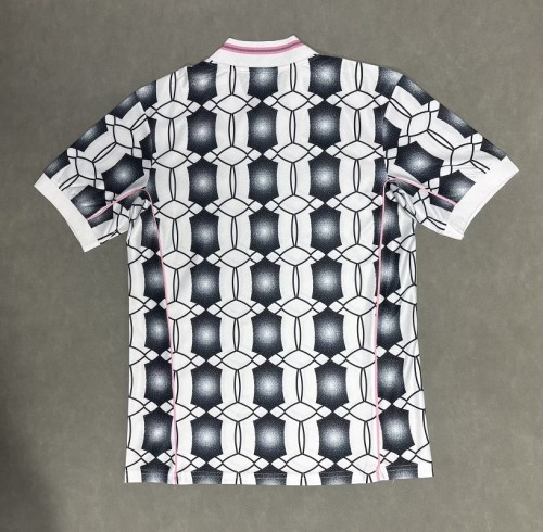 25/26 Juventus Retro Clover Special Edition