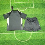 25/26 Manchester United goalkeeper kids kit black ash