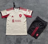 25/26 Liverpool Away Adult set