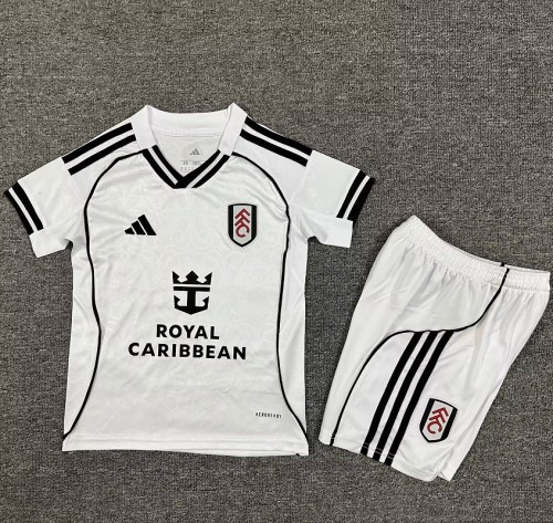 25/26 Fulham home kids kit
