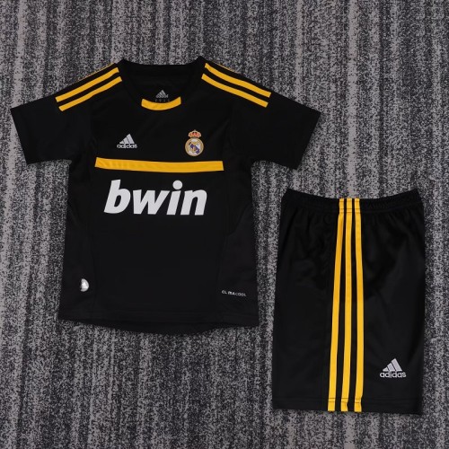 Retro 11/12 Real Madrid goalkeeper kids kit
