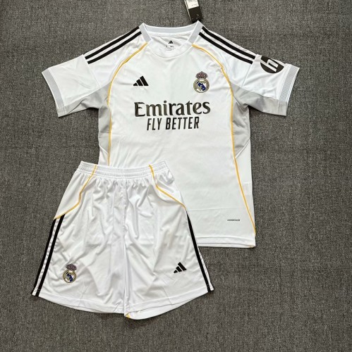 25/26 Real Madrid home Adult Set
