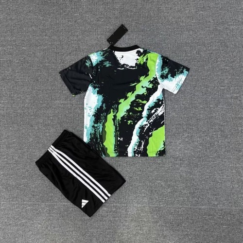 25/26 Real Madrid Special Edition kids kit