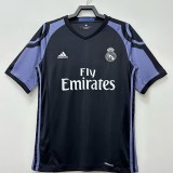 Retro 16/17 Real Madrid third