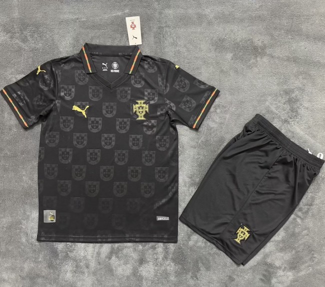 25/26 Portugal Away  Adult Set