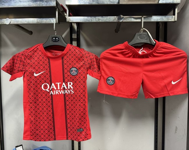 24/25 PSG PARIS kids kit red