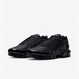 Nike Air MAX Plus black