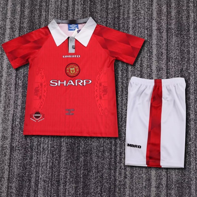 Retro 96/97 Manchester United home kids kit
